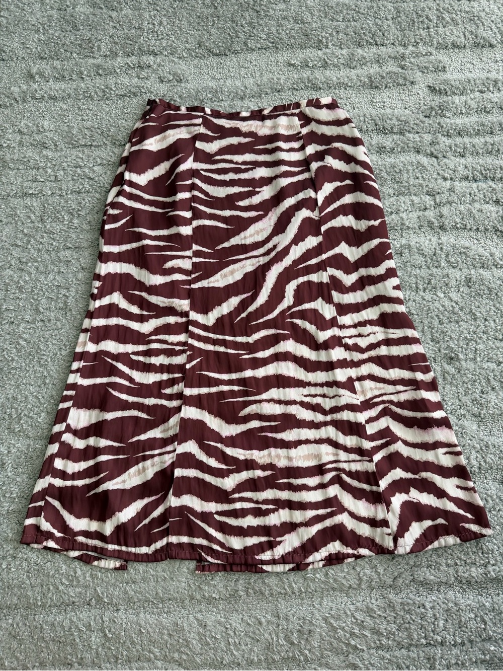 EUC Paige Size 4 Chocolate Satin Zebra Midi Skirt - Picture 2 of 8